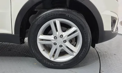 KG_Mobility_Ssangyong KORANDO 2014, 141841 км, за 1936.46 USD