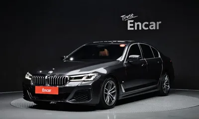 BMW 5-Series · 2022 год