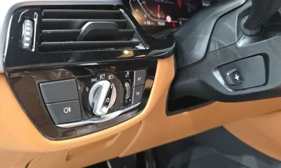 BMW 5-Series 2022, 48370 км, за 21824.12 USD - фото 32