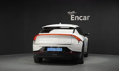 Kia EV6 2022, 119426 км, за 18970.72 USD