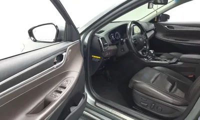 Hyundai Grandeur 2018, 107379 км, за 9124.33 USD