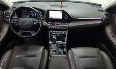 Hyundai Grandeur 2018, 107379 км, за 9124.33 USD - фото 7