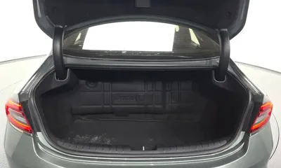 Hyundai Grandeur 2018, 107379 км, за 9124.33 USD - фото 18