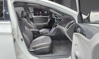 Hyundai Sonata 2010, 143928 км, за 2284.36 USD - фото 10