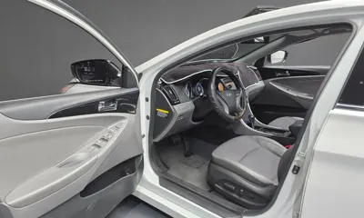 Hyundai Sonata 2010, 143928 км, за 2284.36 USD - фото 11