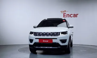 Jeep Compass 2021, 56395 км, за 12676.33 USD