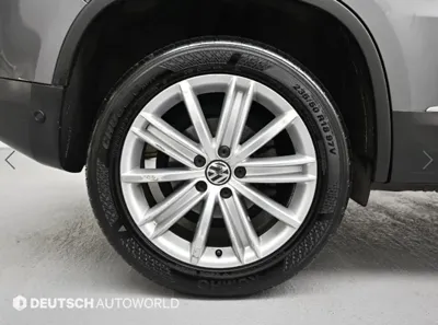 Volkswagen Tiguan 2012, 135470 км, за 3841.89 USD