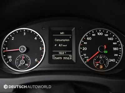 Volkswagen Tiguan 2012, 135470 км, за 3841.89 USD - фото 8