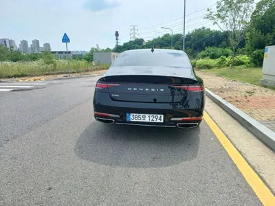 Genesis G90 · 2025 год