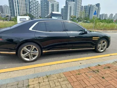Genesis G90 2025, 27030 км, за 33535.18 USD