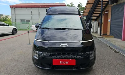 Hyundai Staria 2023, 17271 км, за 45651.58 USD
