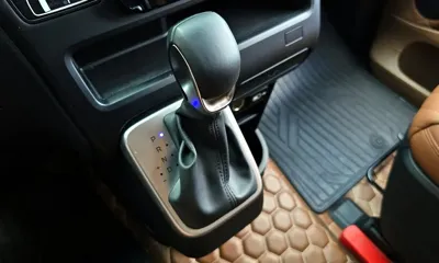 Hyundai Staria 2023, 17271 км, за 45651.58 USD - фото 9