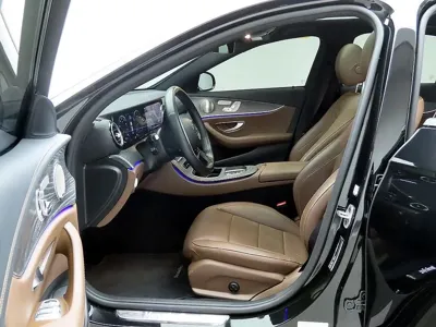 Mercedes-Benz E-Class 2022, 51734 км, за 27296.36 USD - фото 13