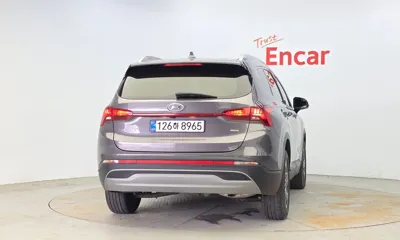 Hyundai Santafe 2022, 135503 км, за 13348.96 USD