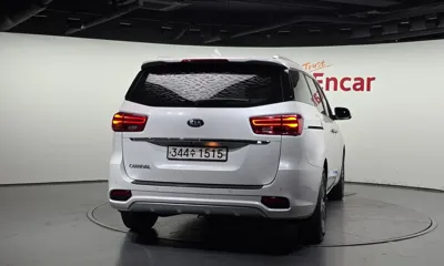 Kia Canival 2019, 206620 км, за 4886 USD