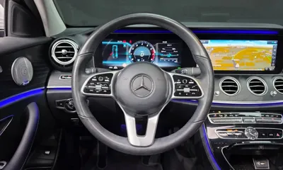 Mercedes-Benz E-Class 2020, 119331 км, за 16856.17 USD - фото 13