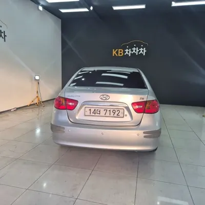 Hyundai Avante 2009, 145842 км, за 2275.24 USD