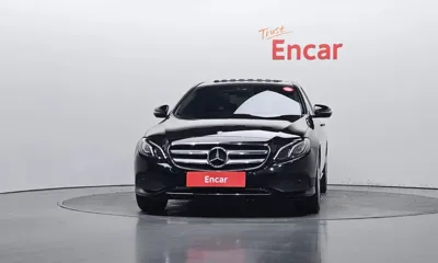 Mercedes-Benz E-Class 2018, 83887 км, за 13130.58 USD