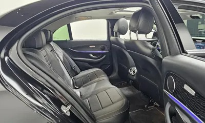 Mercedes-Benz E-Class 2018, 83887 км, за 13130.58 USD - фото 12