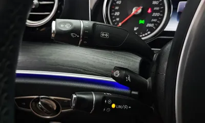 Mercedes-Benz E-Class 2018, 83887 км, за 13130.58 USD - фото 17