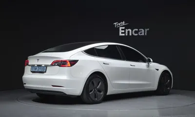 Tesla Model 3 2020, 50526 км, за 18708.15 USD
