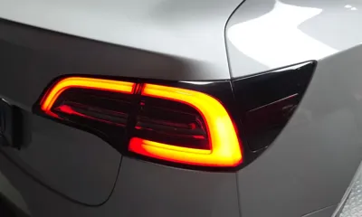 Tesla Model 3 2020, 50526 км, за 18566.79 USD - фото 23