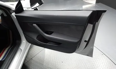 Tesla Model 3 2020, 50526 км, за 18566.79 USD - фото 24