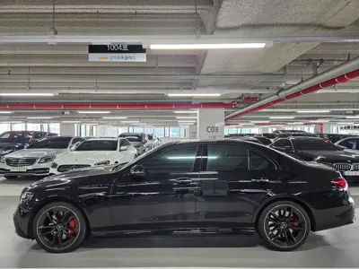Mercedes-Benz E-Class 2023, 67300 км, за 46225.13 USD