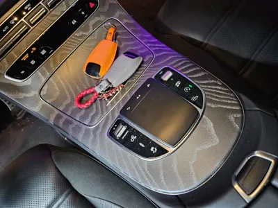 Mercedes-Benz E-Class 2023, 67300 км, за 46225.13 USD - фото 13