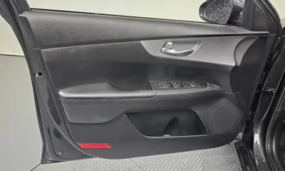 Kia K3 2022, 99488 км, за 8402.26 USD - фото 24
