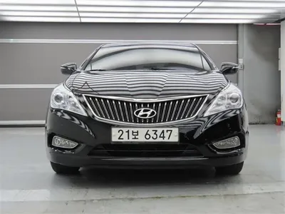 Hyundai Grandeur 2014, 163753 км, за 2470.26 USD
