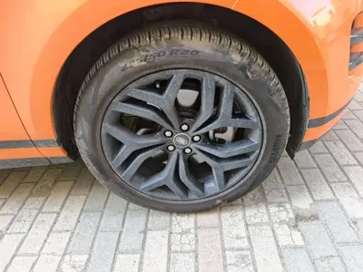 Land Rover Evoque 2024, 40900 км, за 23019.23 USD - фото 8