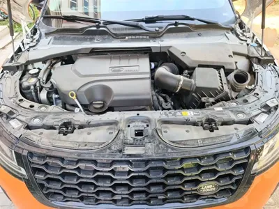 Land Rover Evoque 2024, 40900 км, за 23019.23 USD - фото 21