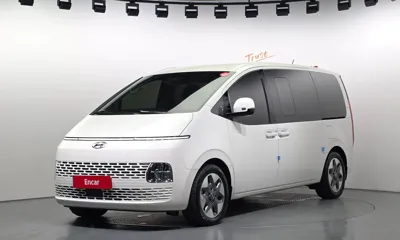 Hyundai Staria · 2022 год