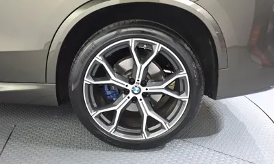 BMW X5 2023, 47902 км, за 52154.98 USD - фото 21