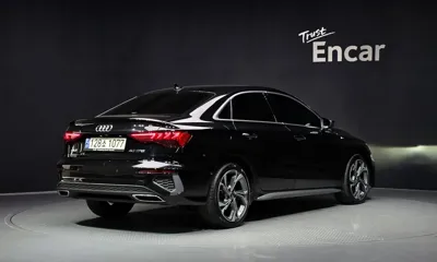 Audi A3 2023, 90514 км, за 13846.45 USD
