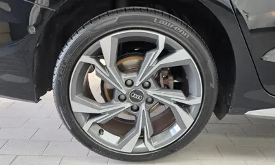 Audi A3 2023, 90514 км, за 13846.45 USD