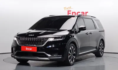 Kia Canival · 2023 год