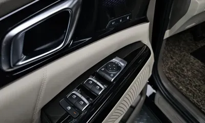 Kia Canival 2023, 69550 км, за 19478.84 USD - фото 32