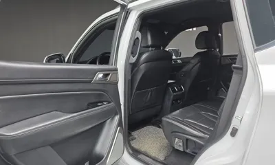 KG_Mobility_Ssangyong Rexton 2019, 72049 км, за 10927.14 USD - фото 17