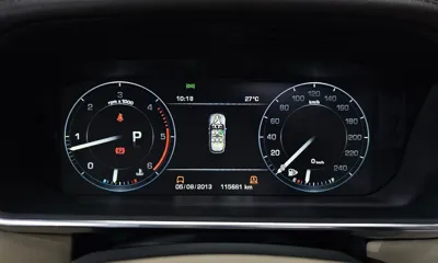 Land Rover Range Rover 2016, 115661 км, за 18063.58 USD - фото 8