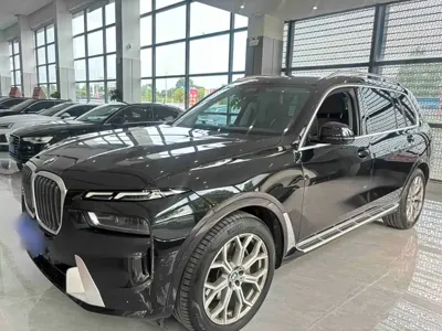 BMW X7 2023, 40199 км, за 86608.09 USD