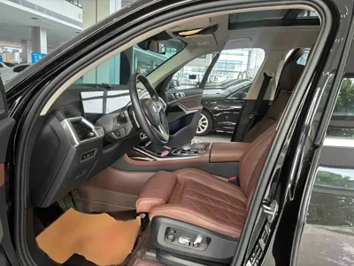BMW X7 2023, 40199 км, за 86608.09 USD - фото 10