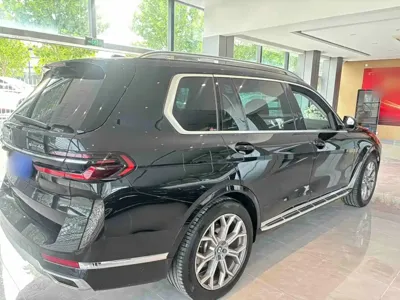 BMW X7 2023, 40199 км, за 86608.09 USD - фото 11