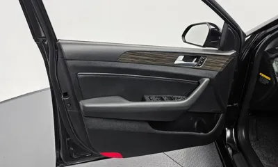 Hyundai Sonata 2015, 97648 км, за 7032.62 USD - фото 24