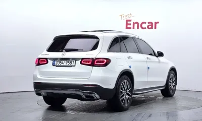 Mercedes-Benz GLC-Class 2021, 102482 км, за 21333.86 USD