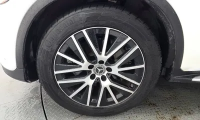 Mercedes-Benz GLC-Class 2021, 102482 км, за 21333.86 USD