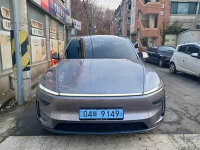 Tesla Model Y · 2026 год