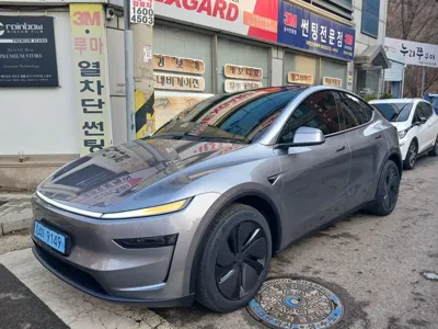 Tesla Model Y 2026, 546 км, за 30149.41 USD