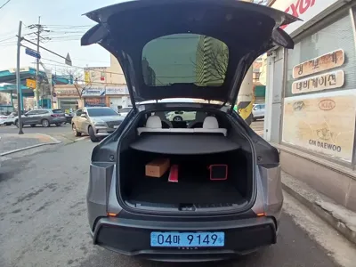 Tesla Model Y 2026, 546 км, за 29939.61 USD - фото 20
